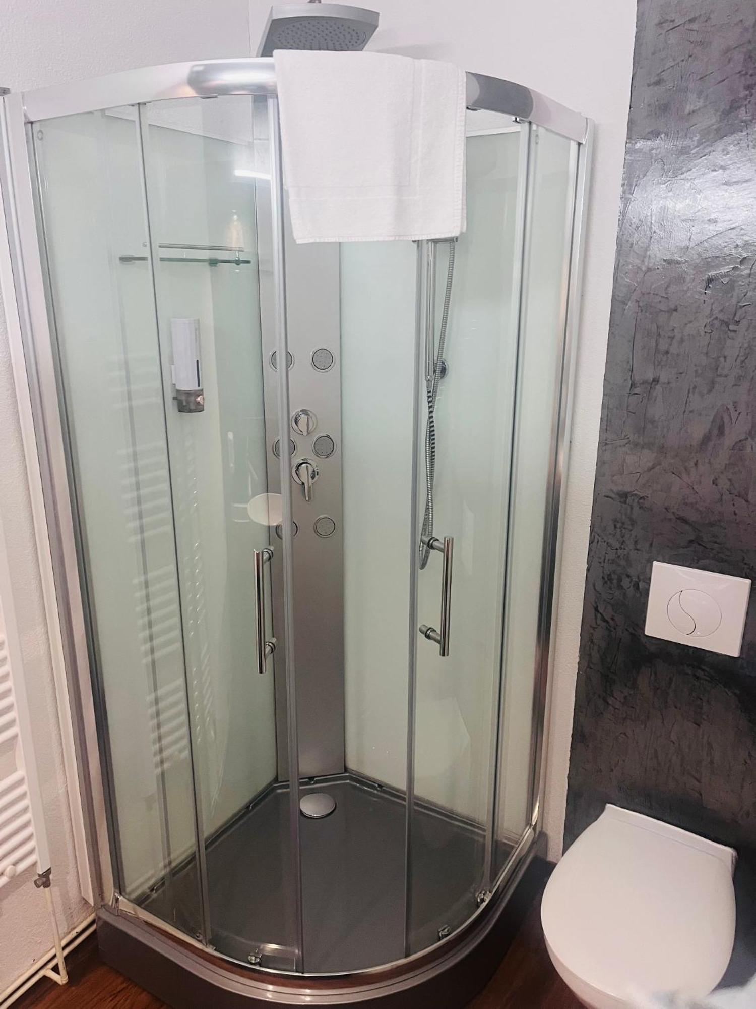 Pension Am Pollingpark Haus II Дессау Экстерьер фото